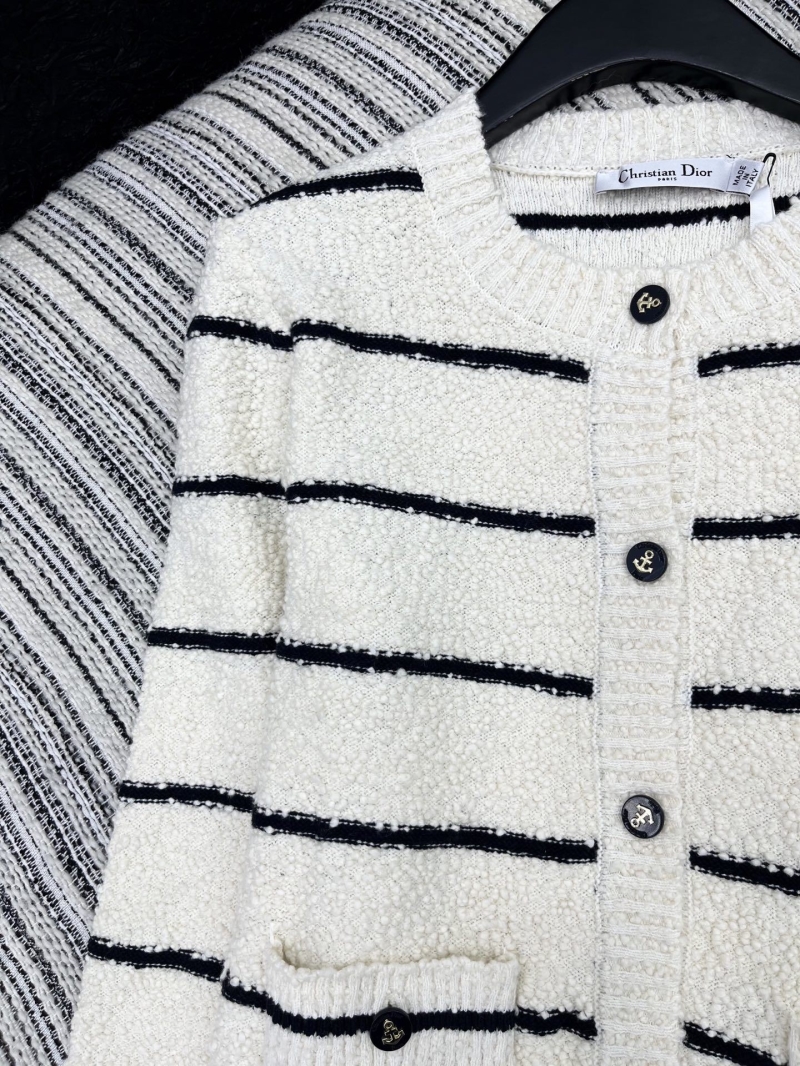 chr1st1an D10r sweaters